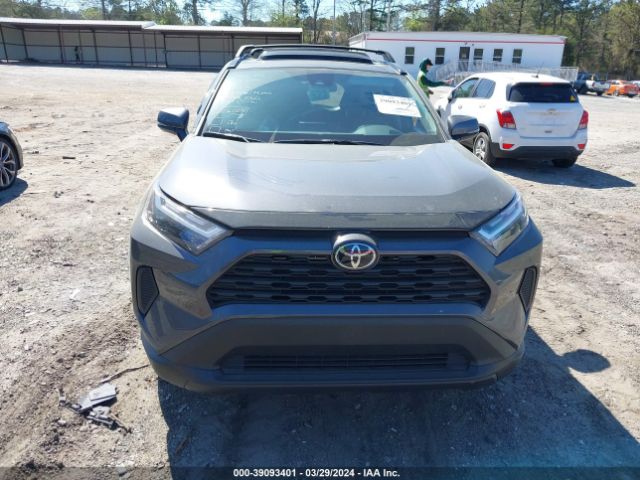 2T3W1RFV6RC268656 Toyota Rav4 Xle