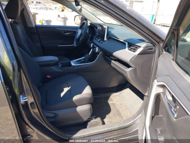2T3W1RFV6RC268656 Toyota Rav4 Xle
