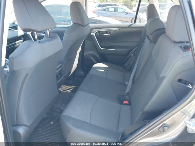2T3W1RFV6RC268656 Toyota Rav4 Xle