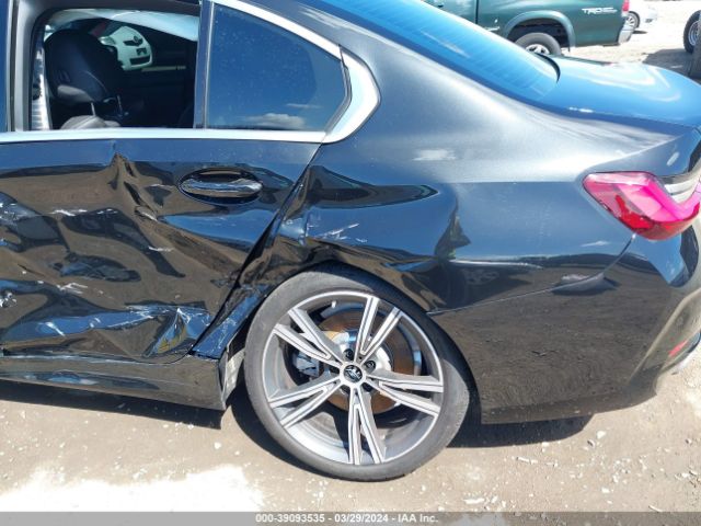 3MW69FF05R8E09797 BMW 3 Series 330i