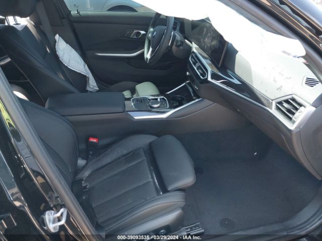 3MW69FF05R8E09797 BMW 3 Series 330i