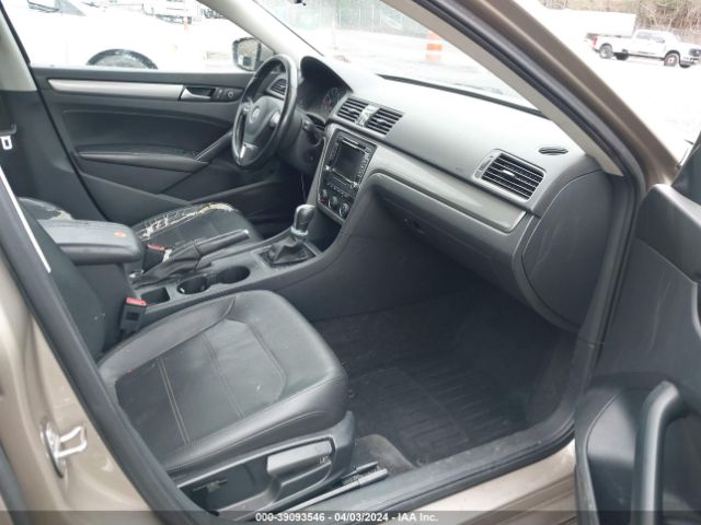 1VWAS7A3XFC083134 Volkswagen Passat 1.8t Limited Edition