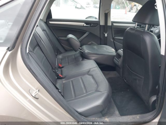 1VWAS7A3XFC083134 Volkswagen Passat 1.8t Limited Edition