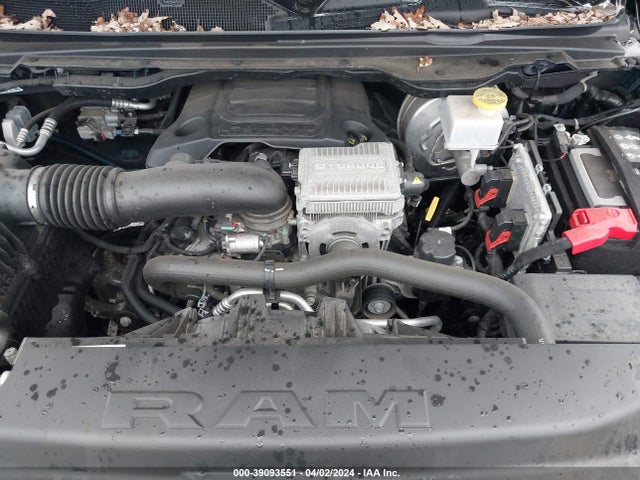 1C6SRFJT6NN345657 RAM 1500 Laramie  4x4 5'7 Box