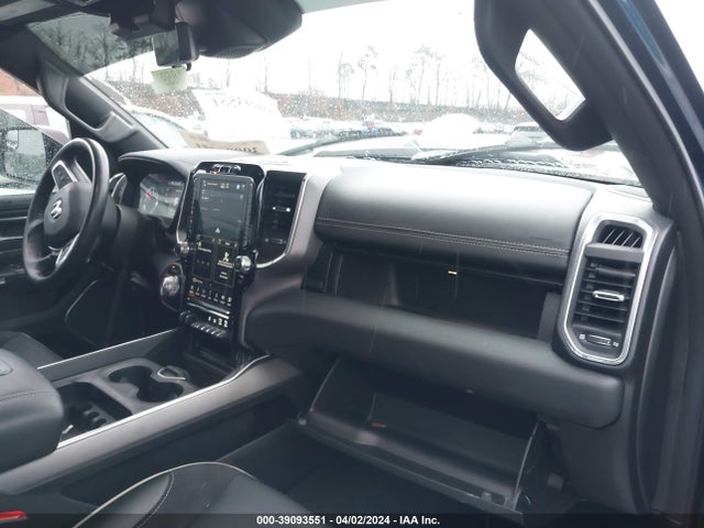 1C6SRFJT6NN345657 RAM 1500 Laramie  4x4 5'7 Box