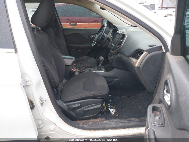 Jeep Cherokee Latitude 2015 1C4PJLCB3FW700451 Image 5