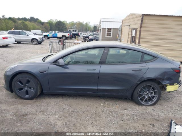 5YJ3E1EA1PF699561 Tesla Model 3 Rear-wheel Drive