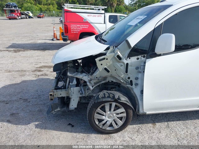 Nissan NV200 SV 2015 3N6CM0KN2FK701180 Image 14