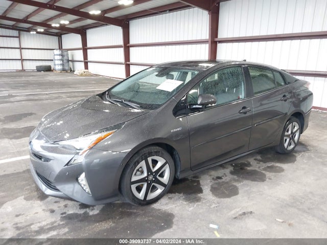 Toyota Prius Four Touring 2018 JTDKARFU5J3547494 Image 2