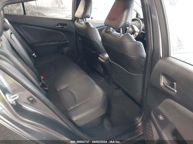 Toyota Prius Four Touring 2018 JTDKARFU5J3547494 Image 8