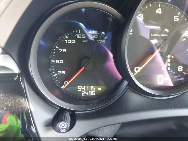 2018 PORSCHE MACAN WP1AA2A54JLB04898 Photo 6