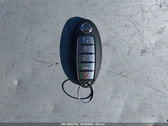 3N1CN8FV9ML877565 Nissan Versa Sr Xtronic Cvt