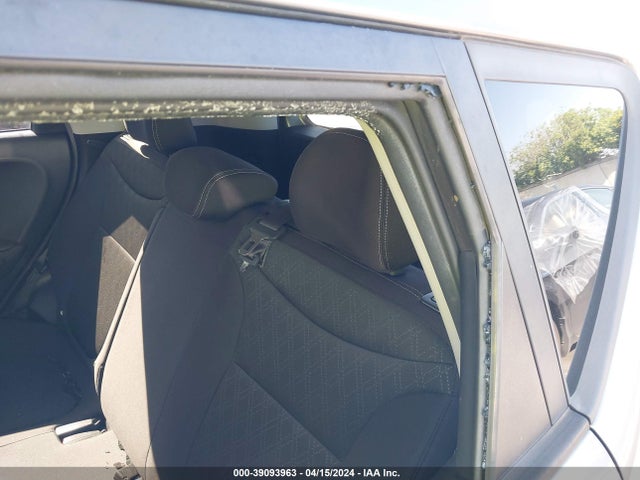 KIA Soul 2016 KNDJN2A24G7274854 Image 11
