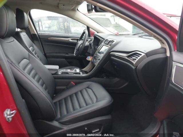 3FA6P0CD7LR135197 Ford FUSION SEL