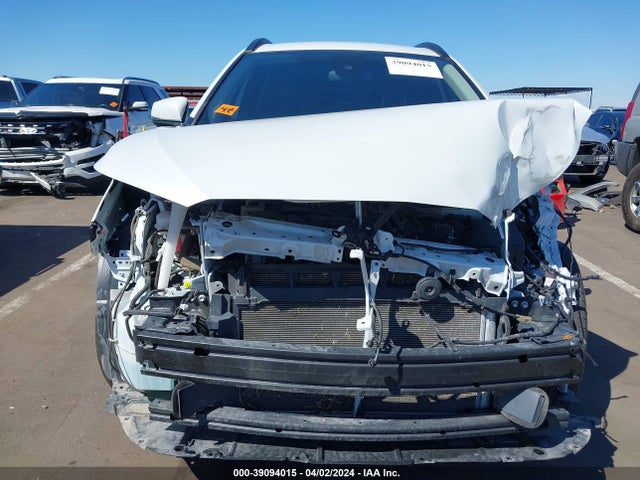 Toyota Corolla Cross Le 2022 7MUCAAAG1NV013457 Image 13