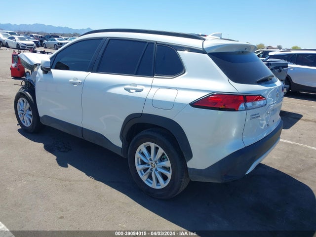 Toyota Corolla Cross Le 2022 7MUCAAAG1NV013457 Image 3