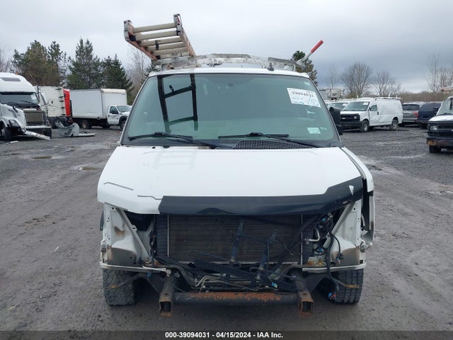 Chevrolet Express 2500 Work Van 2018 1GCWGAFG1J1242842 Image 13