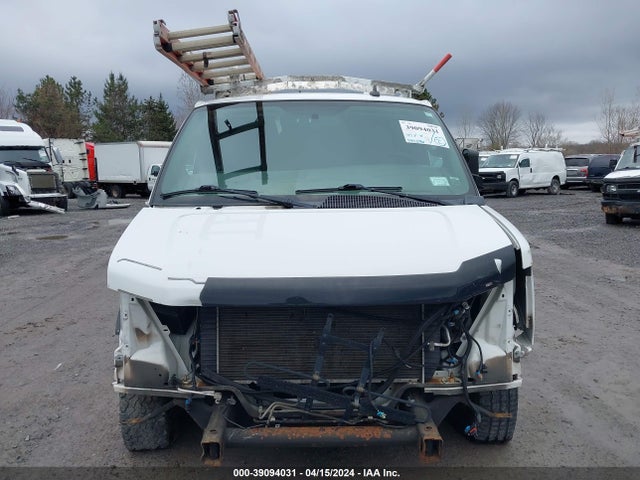 Chevrolet Express 2500 Work Van 2018 1GCWGAFG1J1242842 Image 6