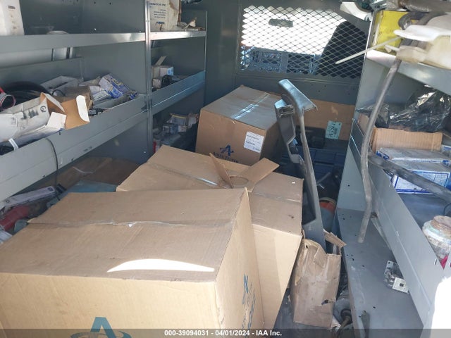 Chevrolet Express 2500 Work Van 2018 1GCWGAFG1J1242842 Image 8