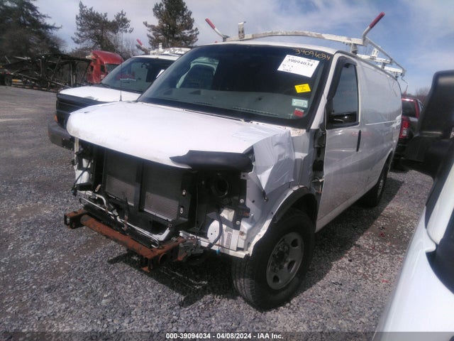 Chevrolet Express 2500 Work Van 2016 1GCWGAFF1G1227046 Image 2