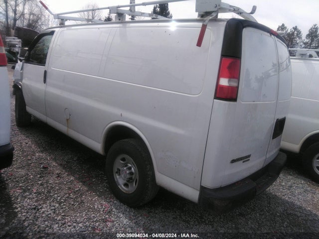 Chevrolet Express 2500 Work Van 2016 1GCWGAFF1G1227046 Image 3