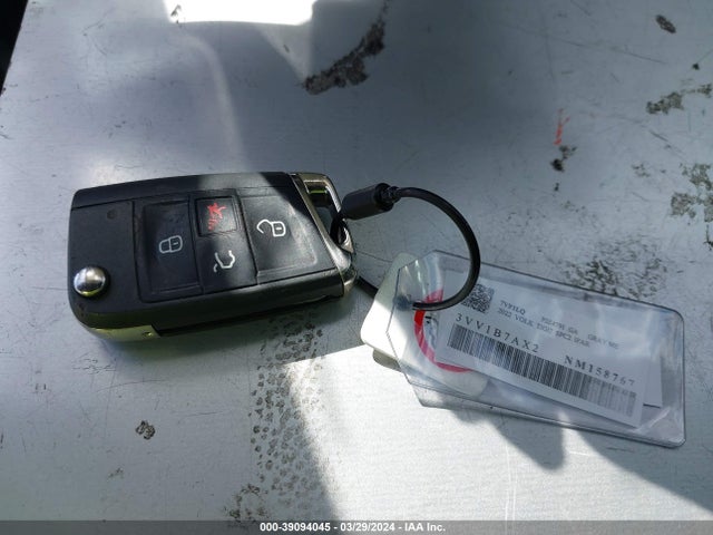 3VV1B7AX2NM158767 Volkswagen Tiguan 2.0t S