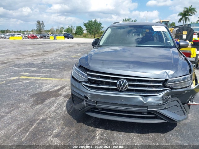 3VV1B7AX2NM158767 Volkswagen Tiguan 2.0t S