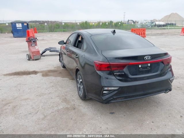 3KPF24AD8LE239353 KIA Forte Lxs