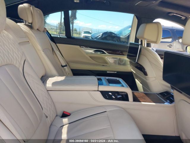 2017 BMW M760I WBA7H6C37HG614401 Photo 7