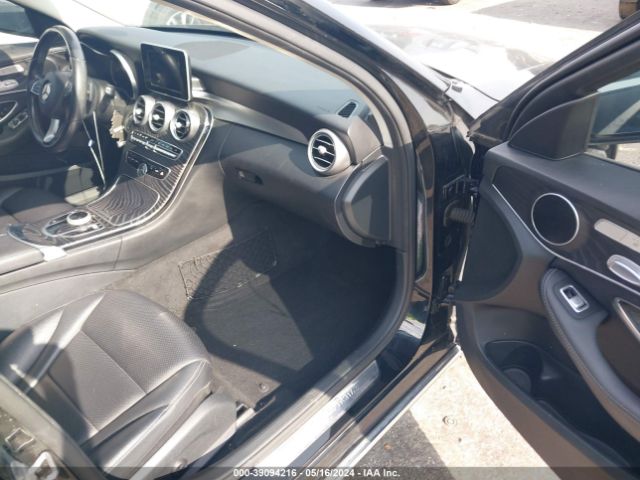 WDDWF4JB6HR222197 Mercedes-Benz C 300 Luxury/sport