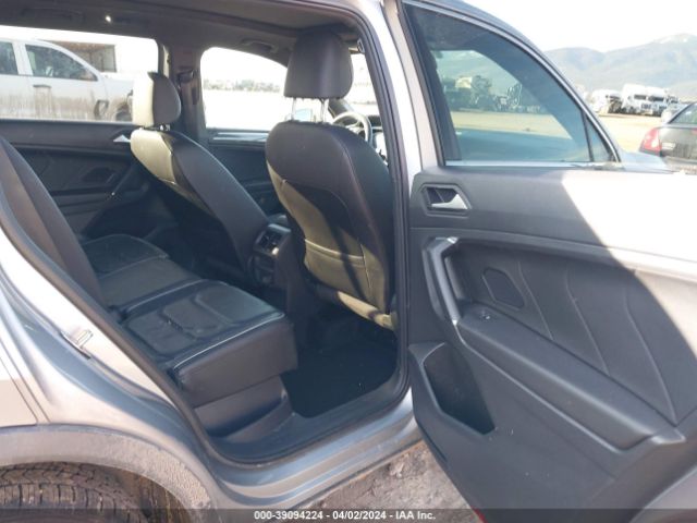 3VV4B7AX8LM110913 Volkswagen Tiguan 2.0t Sel Premium R-line