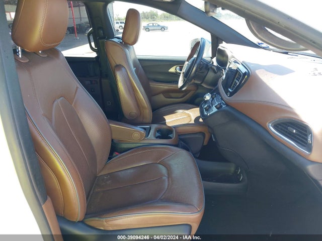 Chrysler Pacifica Limited 2020 2C4RC1GG5LR103464 Image 5