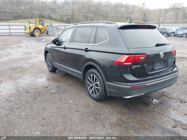 3VV2B7AX3MM058681 Volkswagen Tiguan 2.0t Se/2.0t Se R-line Black/2.0t Sel