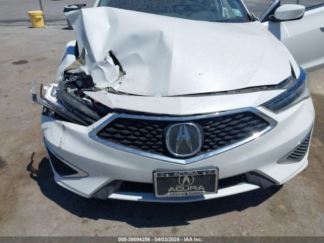 19UDE2F72NA001804 Acura Ilx Premium Package