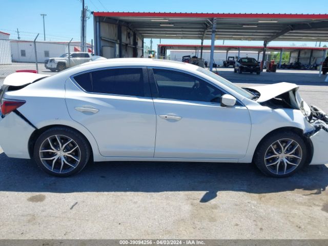19UDE2F72NA001804 Acura Ilx Premium Package