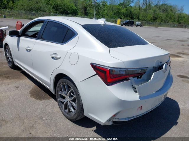 19UDE2F72NA001804 Acura Ilx Premium Package