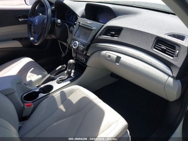 19UDE2F72NA001804 Acura Ilx Premium Package