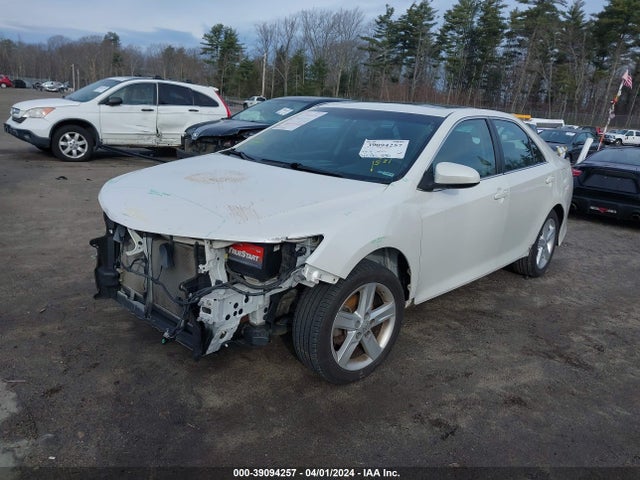 Toyota CAMRY SE 2014 4T1BF1FK9EU453521 Image 2