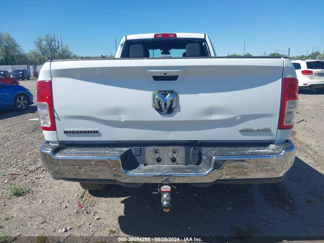 3C6UR5JL8NG247547 RAM 2500 Big Horn  4x4 8' Box