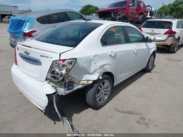 Chevrolet Sonic Lt Auto 2015 1G1JC5SH4F4218450 Image 4