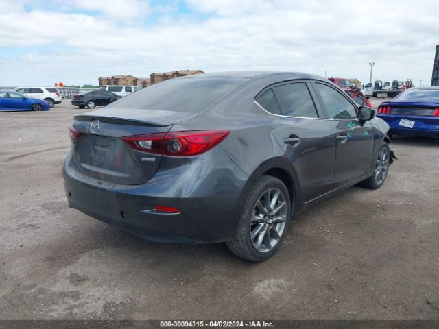 3MZBN1V37JM245182 Mazda Mazda3 Touring
