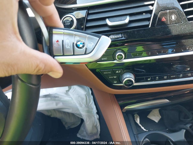BMW 530e 2021 WBA13AG05MCG45271 Image 11