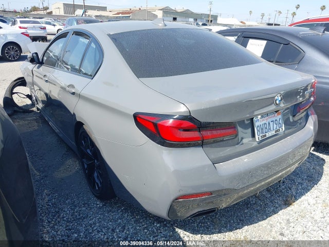BMW 530e 2021 WBA13AG05MCG45271 Image 3