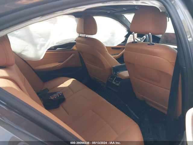 WBA13AG05MCG45271 BMW 530e