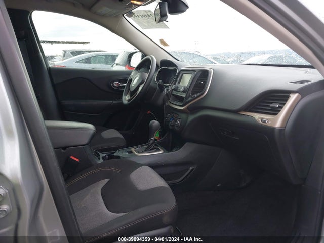 1C4PJLAB4GW190244 Jeep Cherokee Sport