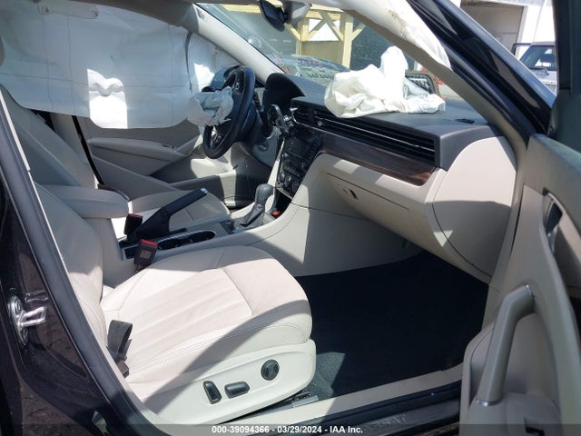 Volkswagen Passat 2.0t Sel 2020 1VWCA7A39LC013163 Image 5