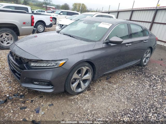 1HGCV2F97JA029041 Honda Accord Touring 2.0t