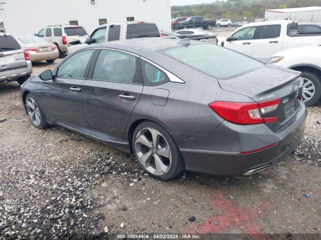 1HGCV2F97JA029041 Honda Accord Touring 2.0t