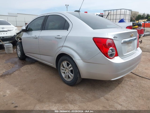 Chevrolet Sonic Lt Auto 2015 1G1JC5SH6F4134324 Image 3