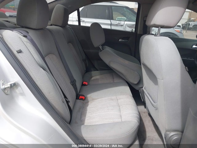 Chevrolet Sonic Lt Auto 2015 1G1JC5SH6F4134324 Image 8